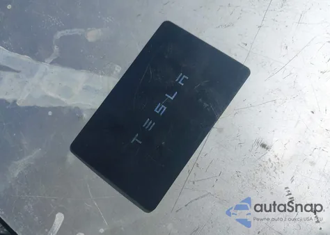 2021 Tesla Model Y Performance Dual Motor All-Wheel Drive from USA, damaged, VIN 5YJYGDEF2MF091881